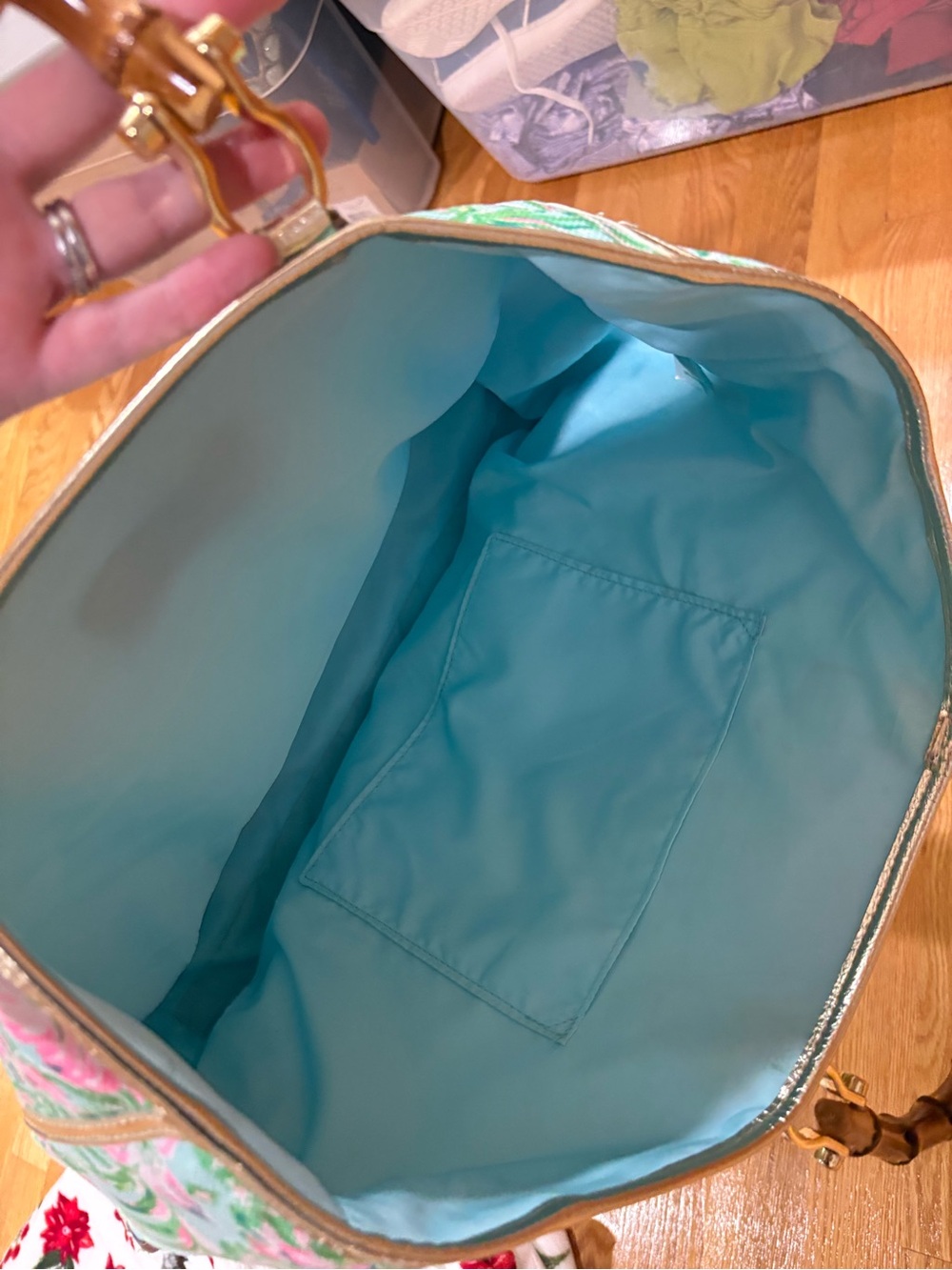 NWT Lilly Pulitzer Mint Floral Tote with Bamboo Handles - Picture 3 of 5